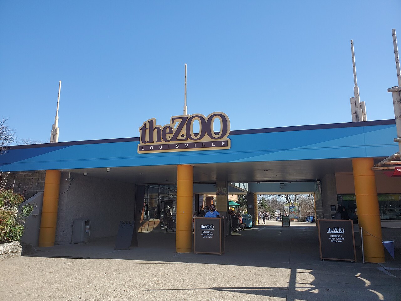 Louisville Zoo's Winning Streak: Best Zoo Nomination Again